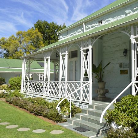 Bed and Breakfast Adley House à Oudtshoorn Extérieur photo