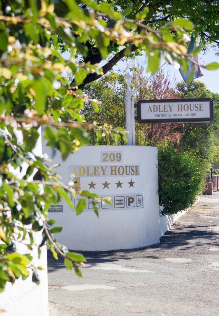Bed and Breakfast Adley House à Oudtshoorn Extérieur photo